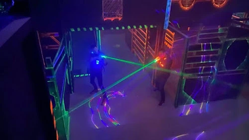 Laser Game à Chambly chez Freeing